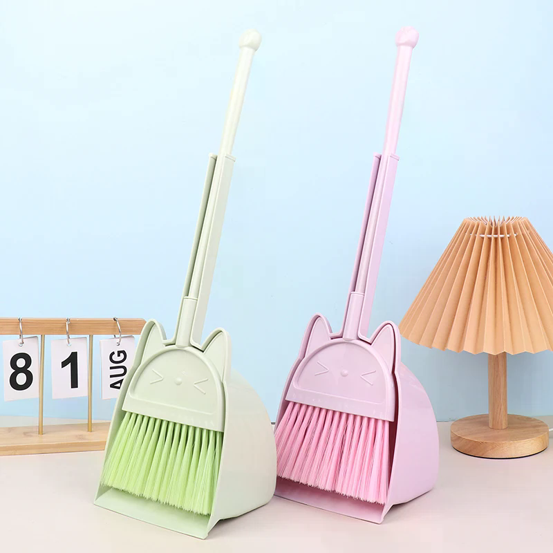 1 Set Cartoon Flexible Bristle - Kids Outdoor Broom ulasan dan harga